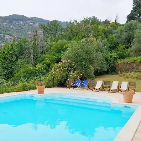 Altido Diana Garden With Swimmingpool Appartement
